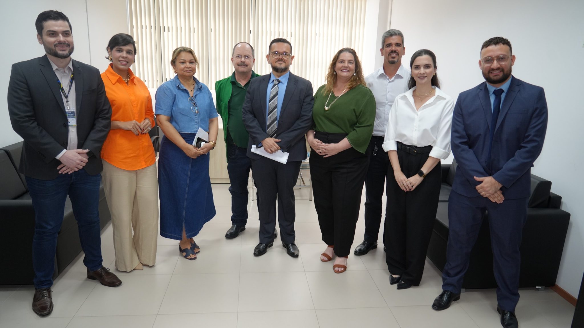 Leia mais sobre o artigo DPE-AM participa de reunião com foco na atuação da Câmara de Resolução Extrajudicial de Litígios da Saúde